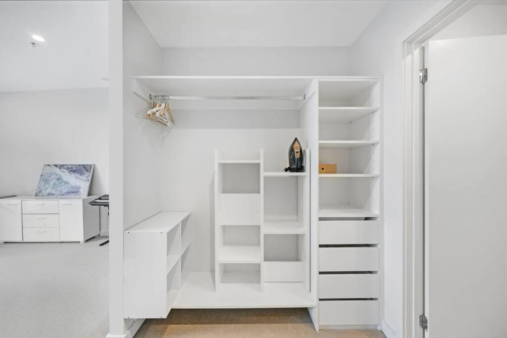 Convenient 3Br Close To Airport & Mascot Station シドニー エクステリア 写真